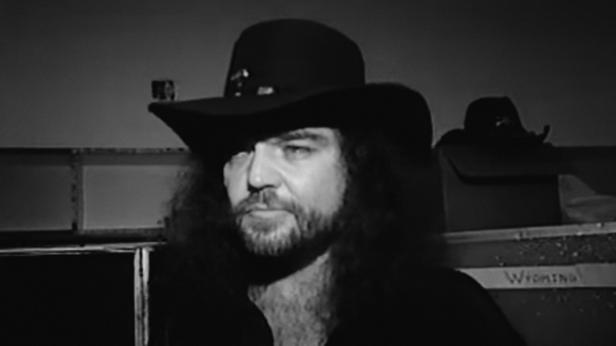 Кадр из видео: YouTube