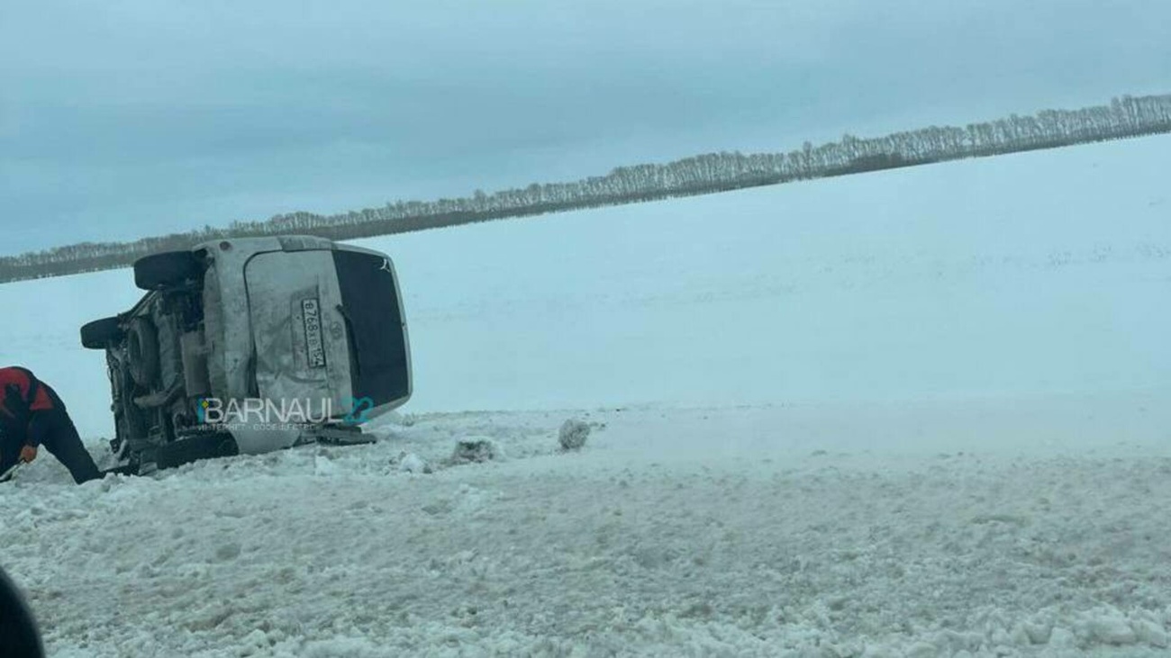 Дтп в алтайском крае на трассе бийск - барнаул. Бийские дороги зимой. Барнаул фуры. Барнаул въезд в город. Трасса рубцовск барнаул.