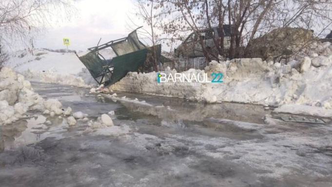 Фото: "Инцидент Барнаул"