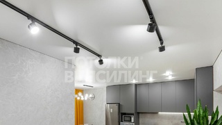 Вариант натяжного потолка /Фото: vipceiling.ru