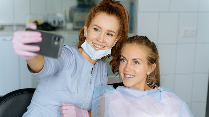 На приёме у стоматолога / Фото: "Давинчи"