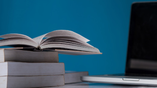 Книги / Фото: jcomp / Freepik