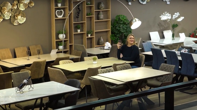 Мебельный салон Glass Style / Фото: скриншот из видео