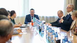 Слушатели Президентской программы на Барнаульском пивзаводе / Фото: Виталий Барабаш / "Толк"