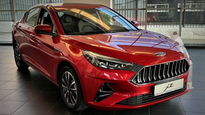 JAC J7 / Фото: "Тисс Авто"