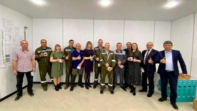 Сотрудники компании "Новичиха лес" / Фото предоставлено компанией