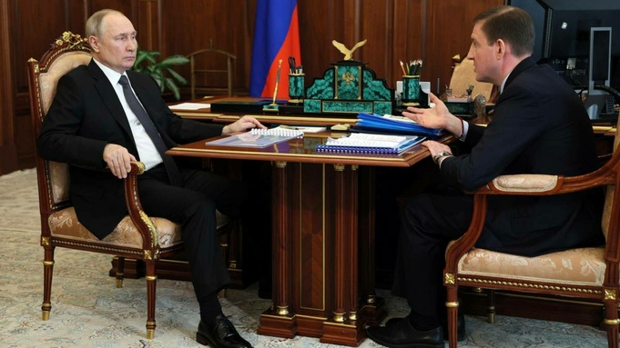 Владимир Путин и Андрей Турчак / Фото: kremlin.ru