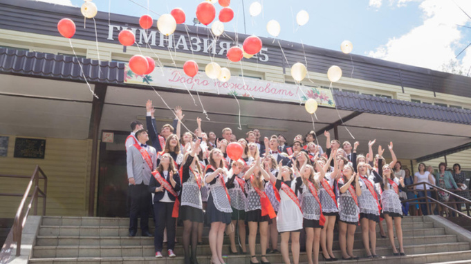 Последний звонок в Барнаульской школе / Фото из архива amic.ru