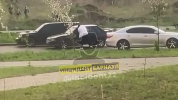 Фото: "Инцидент Барнаул"