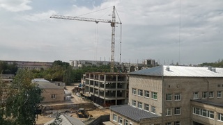 Строящийся корпус центра охраны материнства и детства / Фото: Александра Черданцева / amic.ru