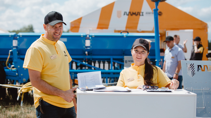 "АЛМАЗ" на Дне поля в 2023 году / Фото предоставлено компанией
