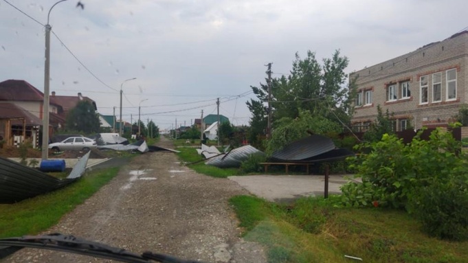 Последствия шторма в пригороде Барнаула / Фото: Минпромэнерго Алтайского края