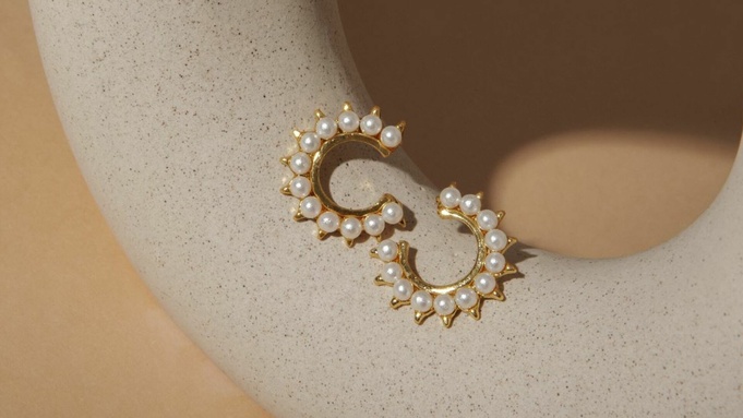 Серьги / Фото: freepik.com