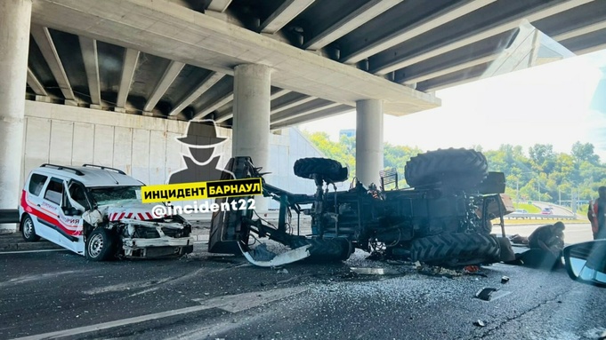 Фото: "Инцидент Барнаул"