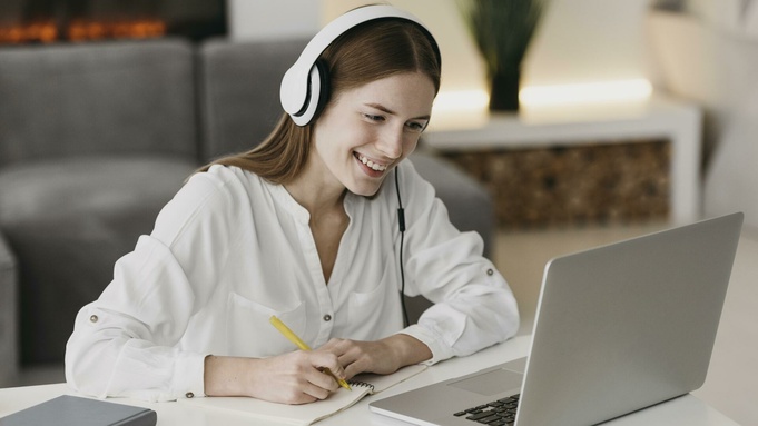 Дистанционное образование / Фото: freepik.com