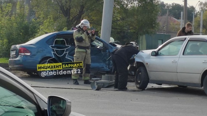 Фото: "Инцидент Барнаул"