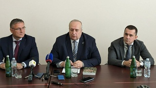 Пресс-конференция 29 сентября / Фото: amic.ru