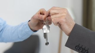 Ключи от квартиры / Фото: freepik.com