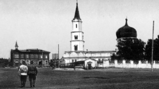 Фото: Петропавловский собор в Барнауле