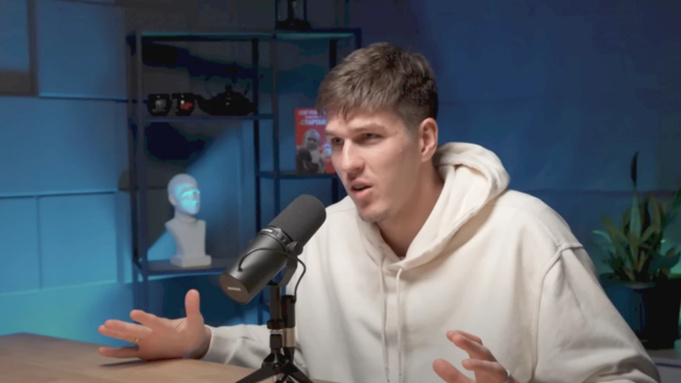 Кадр из видео: YouTube-канал "Ля Буда"