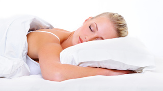 Подушка. Сон / Фото: valuavitaly / freepik.com