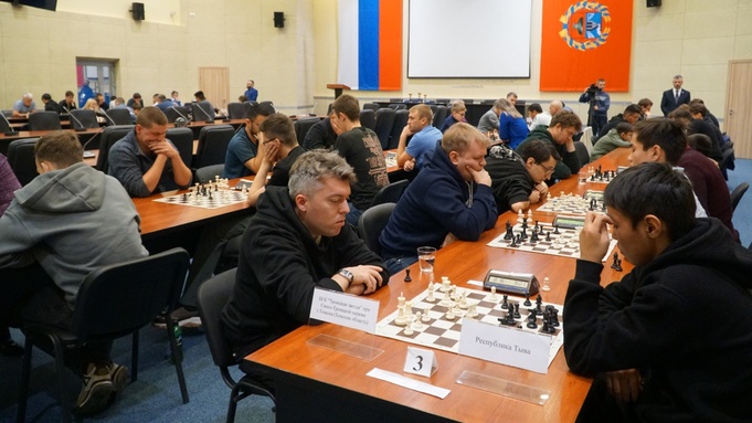 Турнир по быстрым шахматам / Фото: пресс-служба "Единой России"