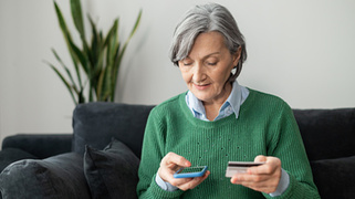 Карта. Оплата / Фото: пресс-служба "Росводоканал Барнаул"