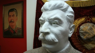 Бюст Сталина в "Сталин-центре" / Фото: Екатерина Смолихина
