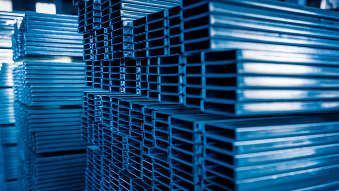 Металлопрокат / Фото: fanjianhua / Freepik