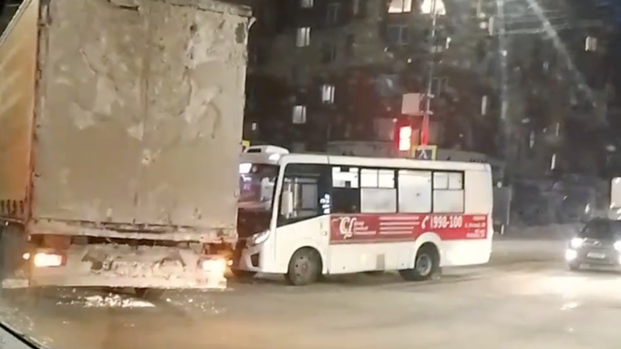 Кадр: "В курсе 22"