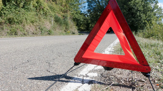 Знак аварийной остановки / Фото: unsplash.com