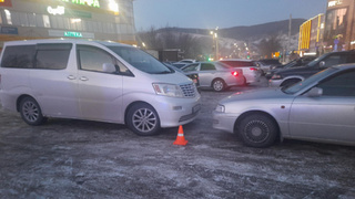 Место, где водитель сбил пешехода в Горно-Алтайске 25 января / Фото: 04.мвд.рф