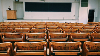 Аудитория в вузе / Фото: pxhere.com