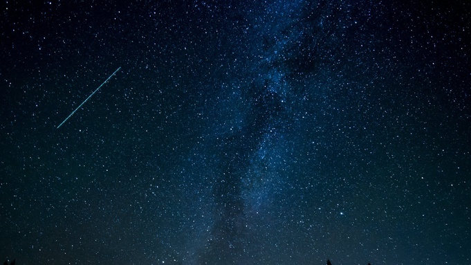 Ночное небо со звездами / Фото: pexels.com