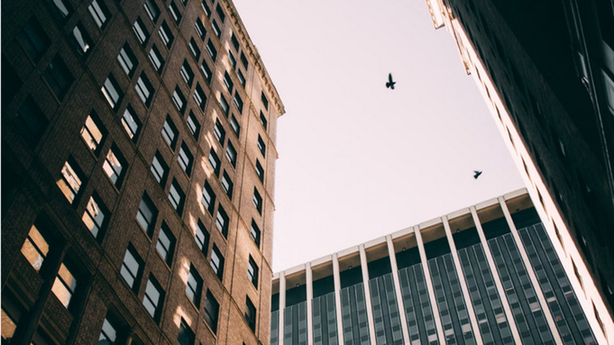 Городские небоскребы / Фото: unsplash.com