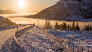 Зимние горы утром / Фото: unsplash.com