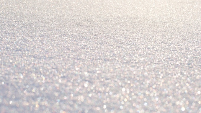 Снег, сияющий на солнце / Фото: pixabay.com