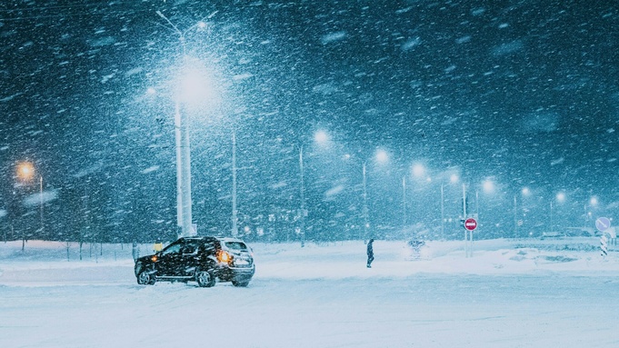 Снегопад в городе / Фото: unsplash.com
