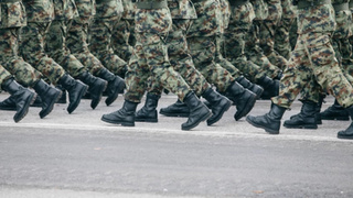 Солдаты маршируют / Фото: unsplash.com