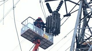 Работа энергетиков на сетях / Фото: t.me/barnaul_org