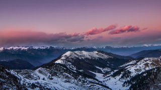 Зимние горы на закате / Фото: unsplash.com