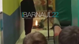 Загоревшийся самокат в ТЦ Galaxy / Barnaul 22