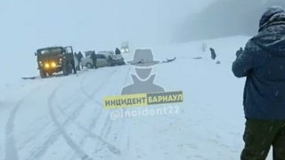 ДТП под Змеиногорском / Фото: "Инцидент Барнаул"