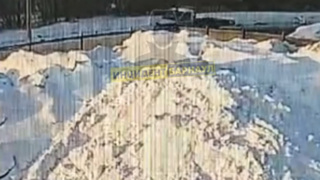 Момент столкновения на проспекте Космонавтов / Фото: "Инцидент Барнаул"