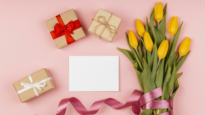 Подарки на праздник / Фото: freepik.com