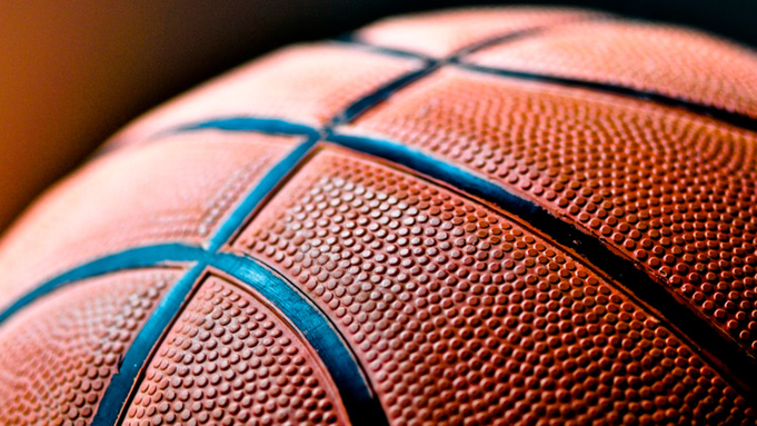 Баскетбольный мяч / Фото: unsplash.com