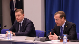 Андрей Турчак и Дмитрий Медведев / Фото: пресс-служба партии 