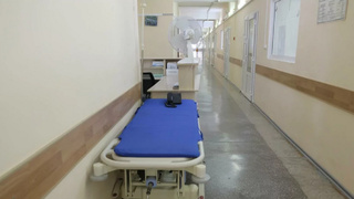 Больничный коридор / Фото: amic.ru