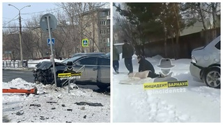 ДТП на Антона Петрова / Фото: "Инцидент Барнаул"
