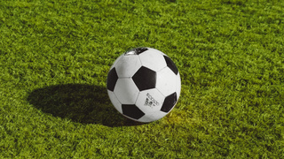 Футбольный мяч / Фото: unsplash.com